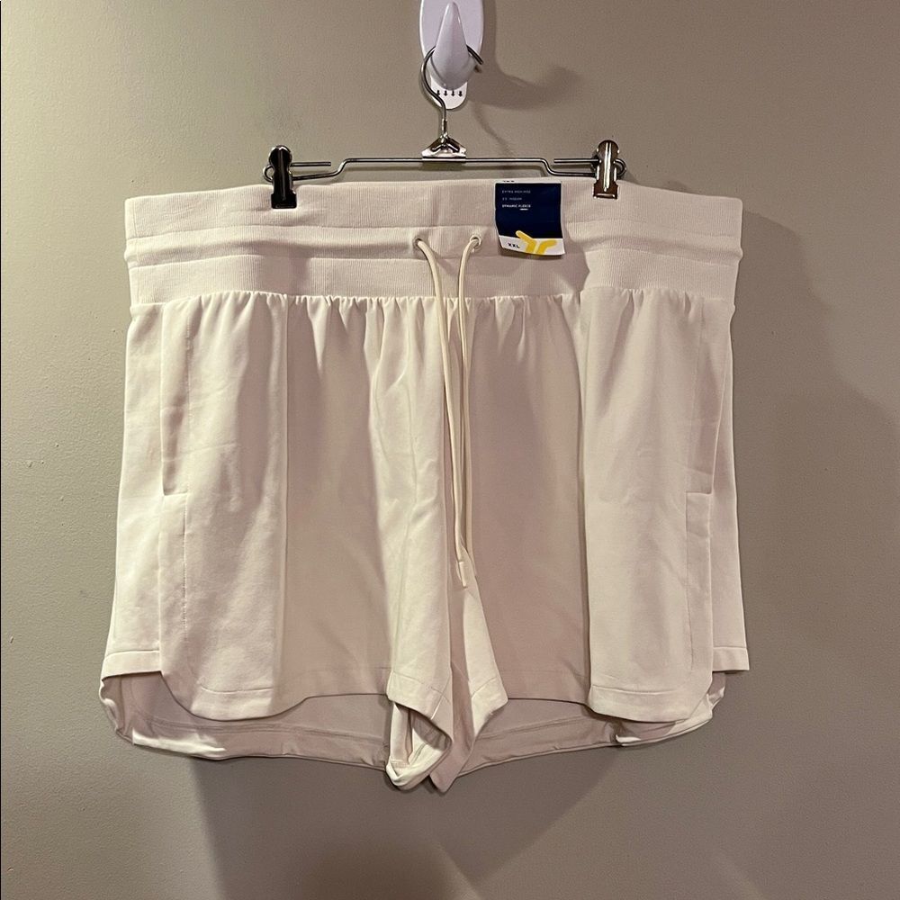 Old Navy Cream Drawstring Athletic Lounge Shorts